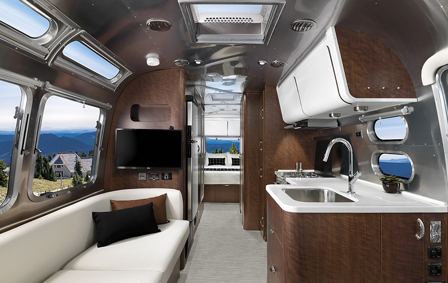 2021 Globetrotter 27 Interior