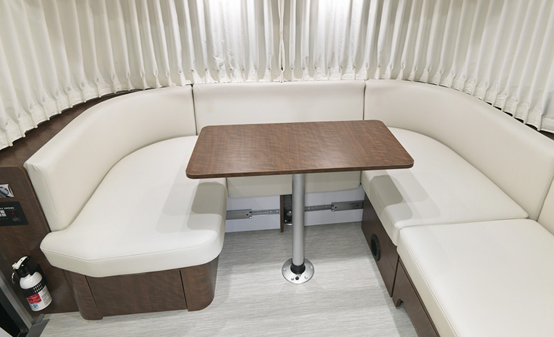 2021 Globetrotter Interior 25FB and 27FB U-Dinette One Table Up with Seating