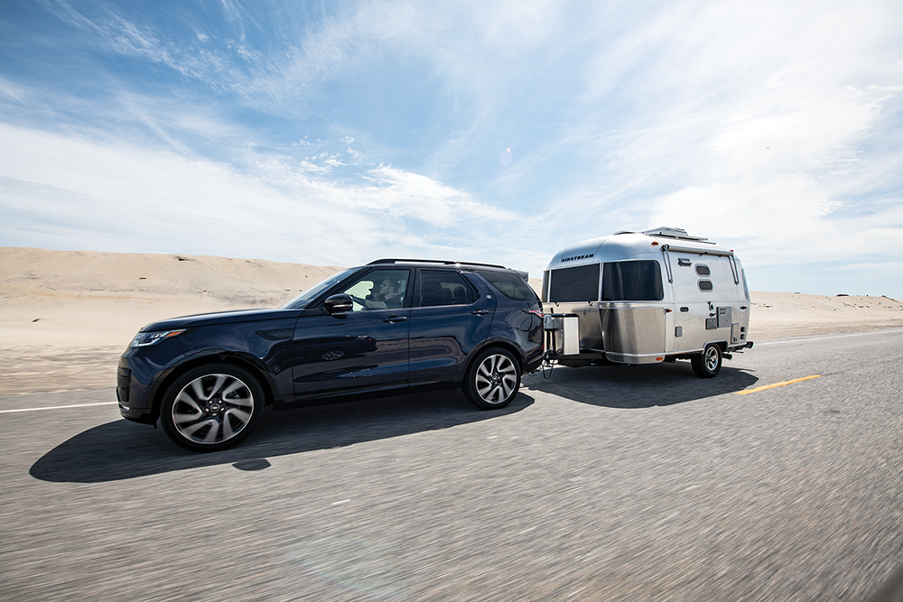 Caravel Lifestyle SUV Towing WEB.png