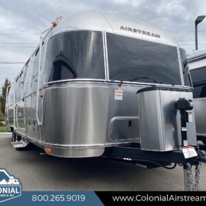 2024 Airstream Flying Cloud 30FBB Bunk Twin