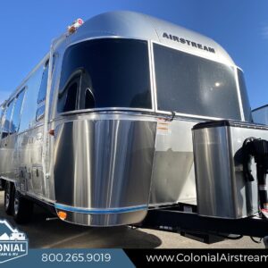 2024 Airstream Flying Cloud 23FBQ Queen