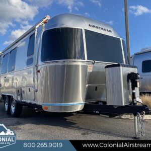 2024 Airstream Flying Cloud 23FBT Twin
