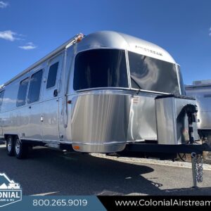 2024 Airstream Flying Cloud 28RBT Twin
