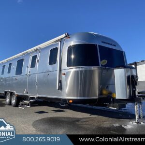 2021 Airstream Classic 33FBQ Queen