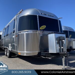 2022 Airstream Flying Cloud 23FBQ Queen
